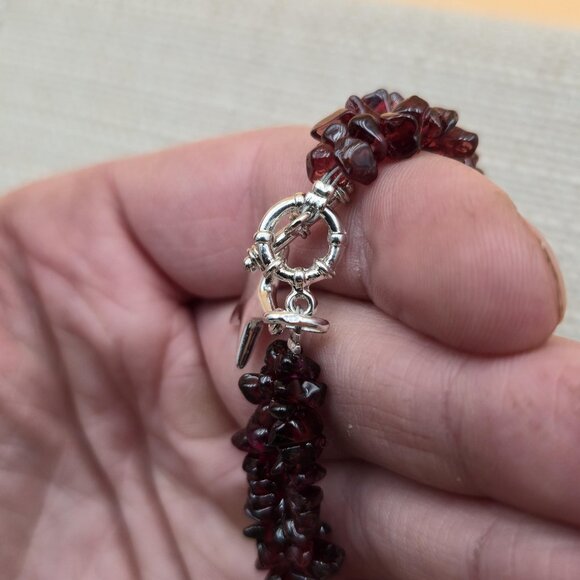 7 Inch Sterling Silver Garnet Stones With Star Charm Bracelet B560 - Picture 4 of 6